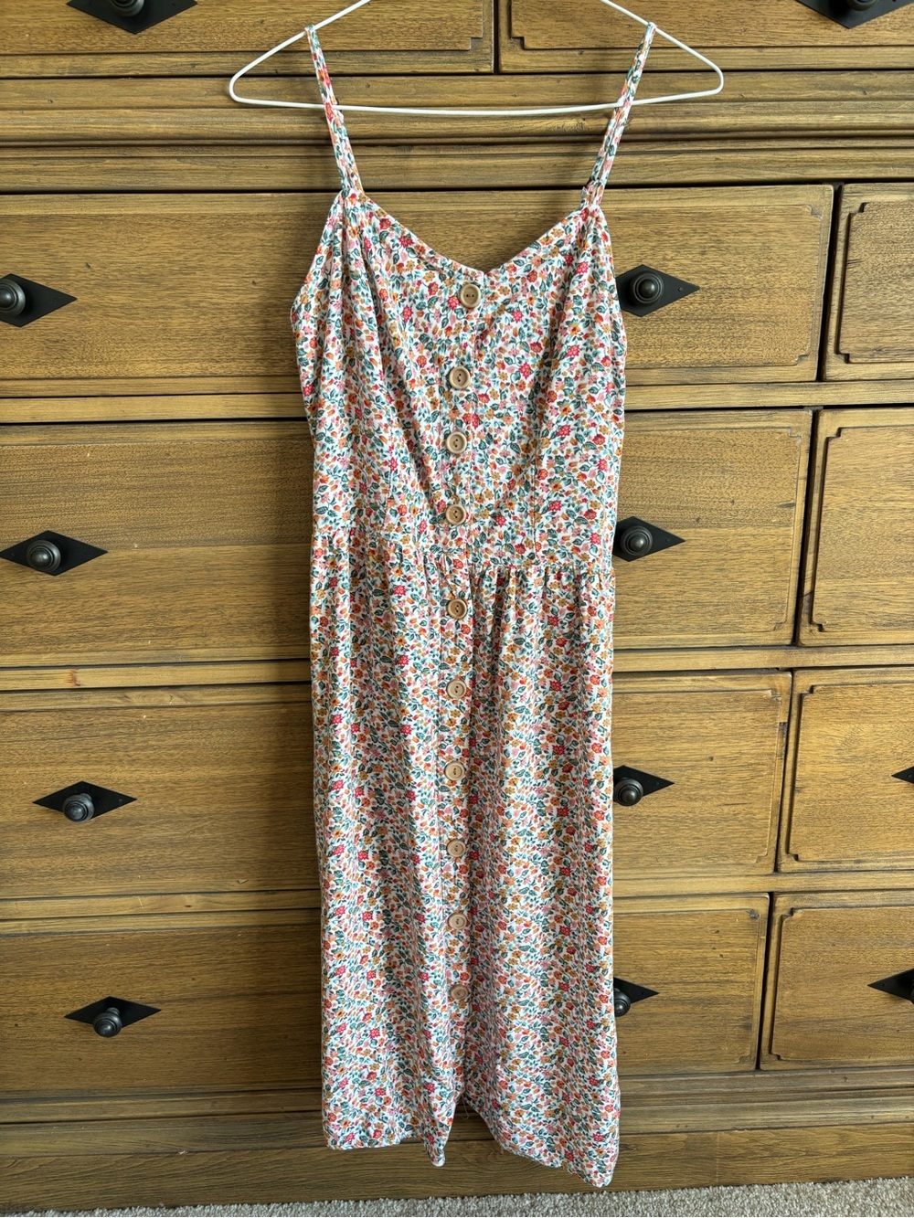 Mimi Chica Medium Floral Smocked Sweetheart Midi dress with Buttons